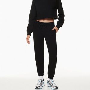TNA Cozy Boyfriend Sweatpants (S)